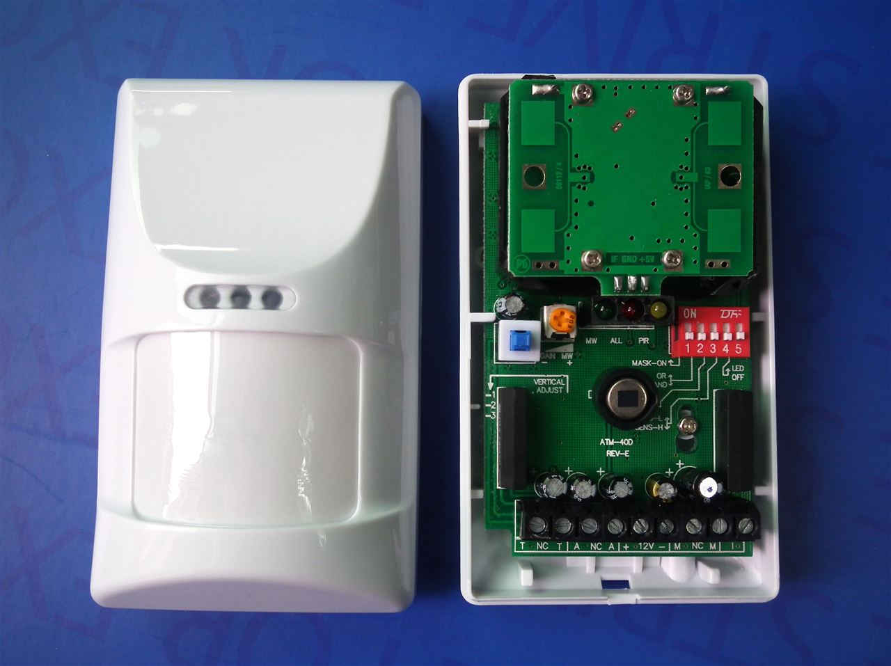 被动双鉴红外探测器安装